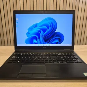 Front view of Dell Latitude 5580 laptop with 15.6-inch FHD display and Windows 11 Pro